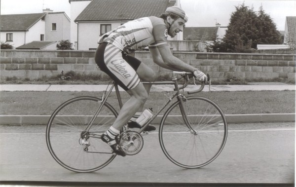 Larry Power on his way to winning Kiely Cup in Carrick 1986